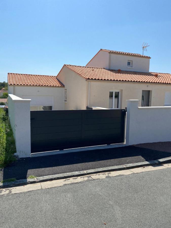 Bel Appartement Chez Particulier Calme Et Piscine Royan Exterior photo